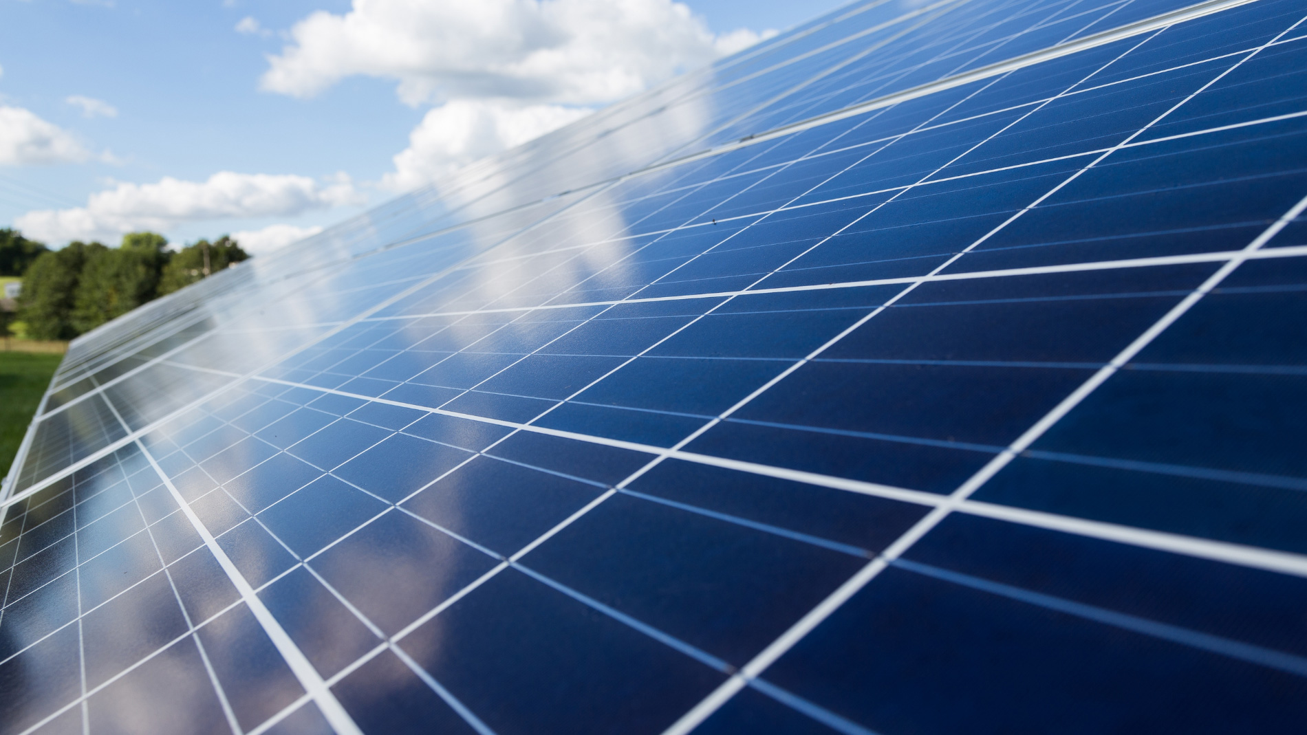 Tour of the solar power system at the exhibition grounds