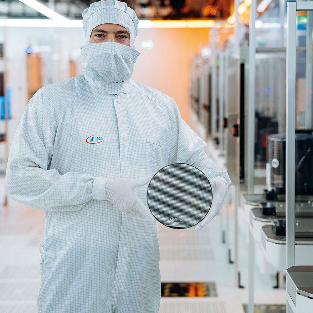 Infineon_200mm_SiC_Wafer-1